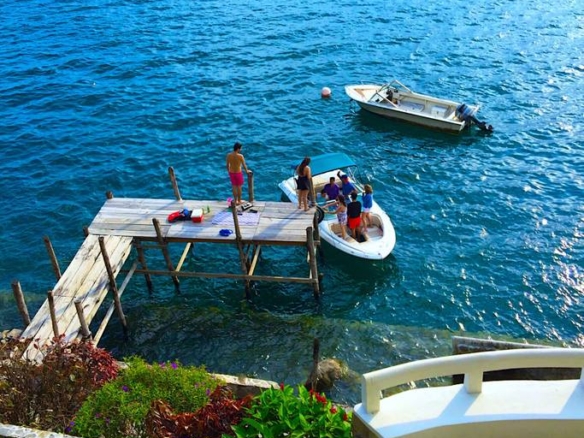 Lakefront villa for rent in San Antonio Palopo, thermal waters, amazing views