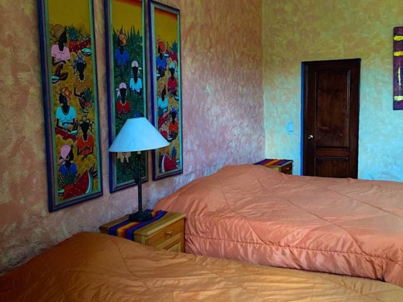 Lakefront villa for rent in San Antonio Palopo, thermal waters, amazing views