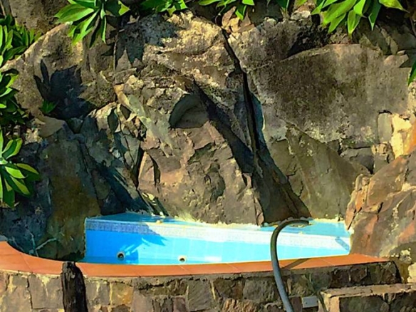 Lakefront villa for rent in San Antonio Palopo, thermal waters, amazing views